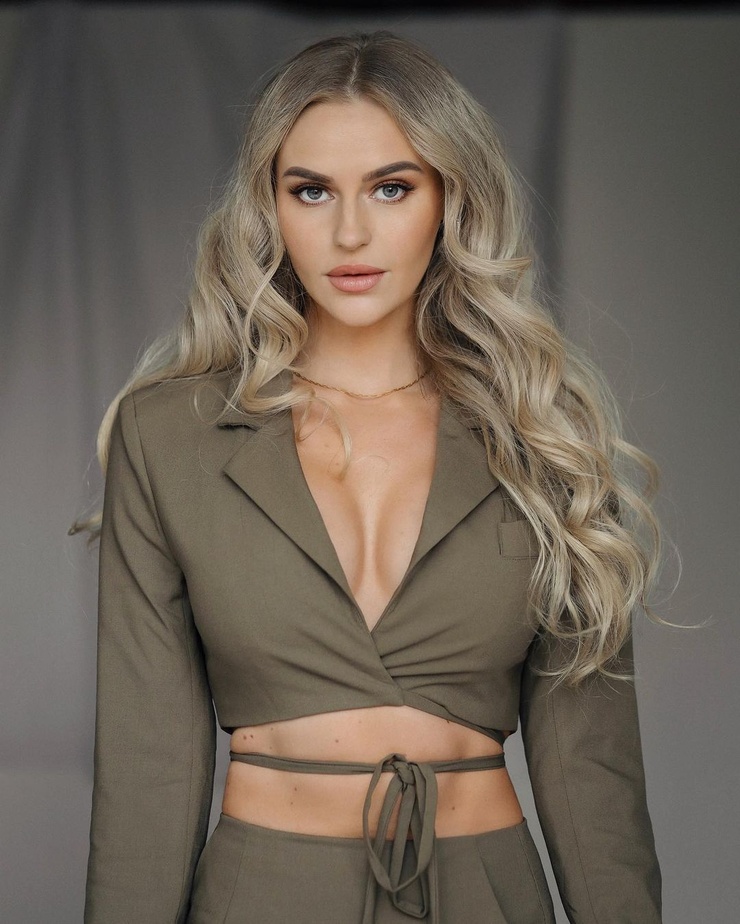 ANNA NYSTRÖM ANNA NYSTRÖM