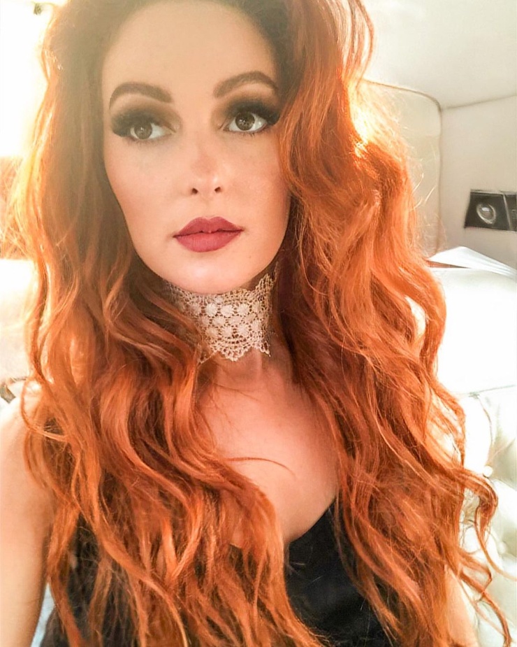 Nicole Simone