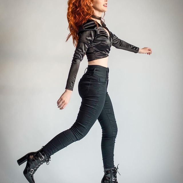 Nicole Simone