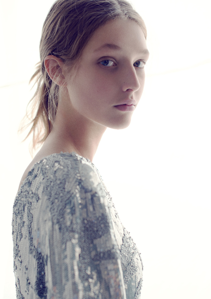 bella brown