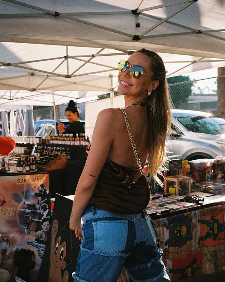 Alexis Ren Alexis Ren