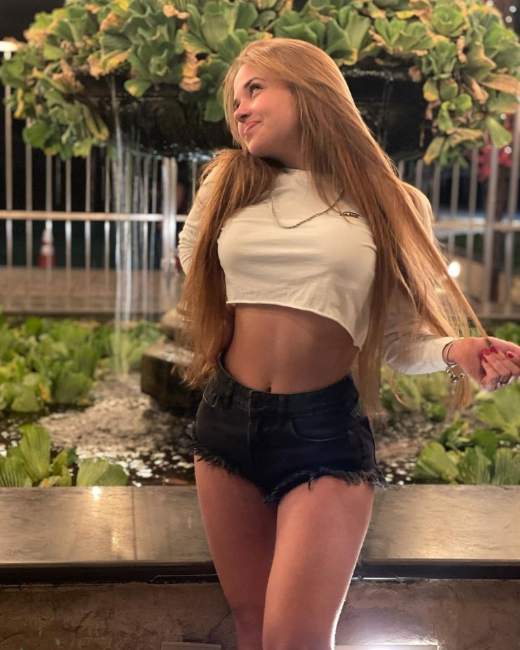 Picture of Agnes Nunes