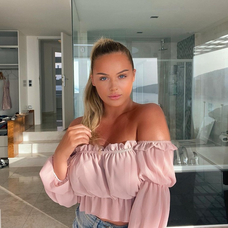 Picture of Chloe Nicole