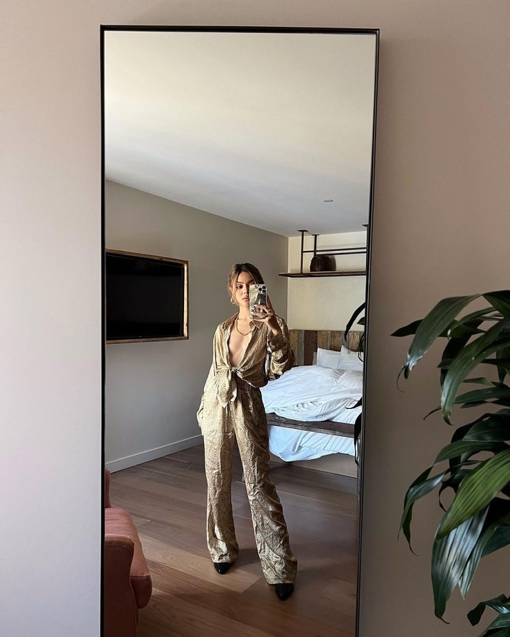 Lily Maymac Lily Maymac