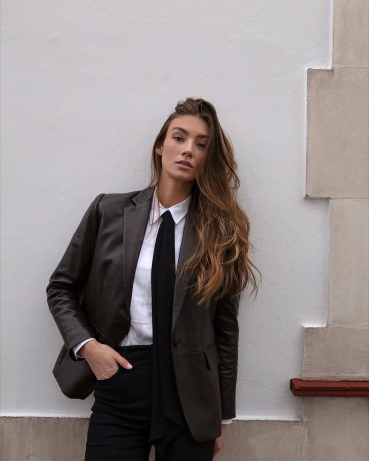 Lorena RAE Lorena RAE
