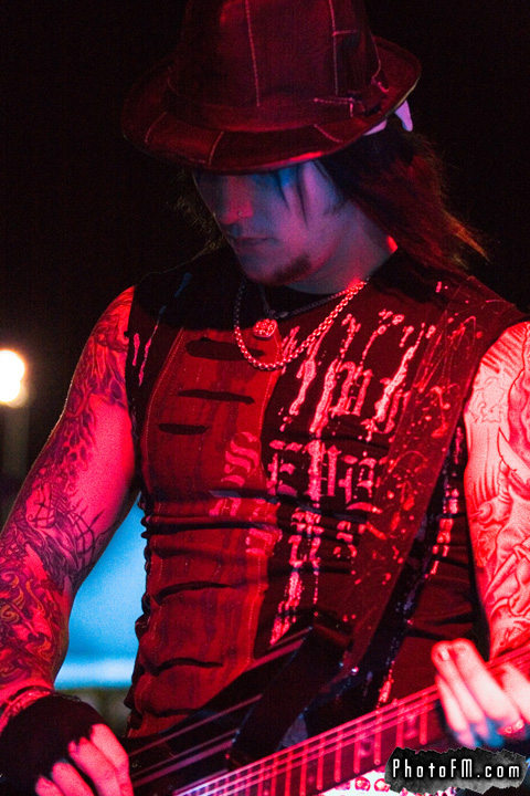 Synyster Gates