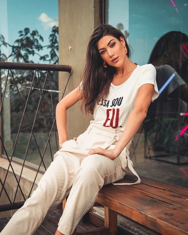 Michelle Costa II