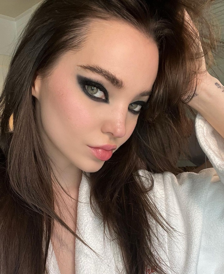 Dove Cameron Dove Cameron