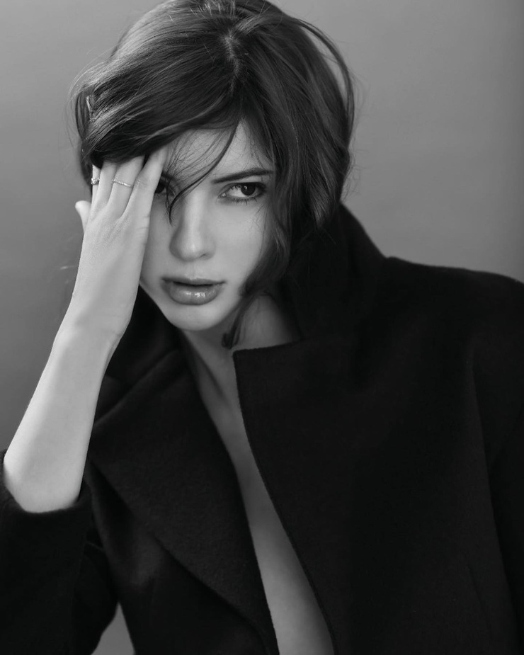 ANA MACCARINI