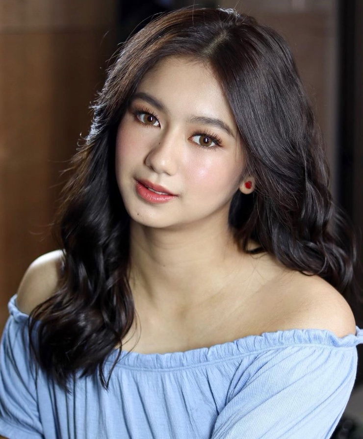 Kaori Oinuma Kaori Oinuma