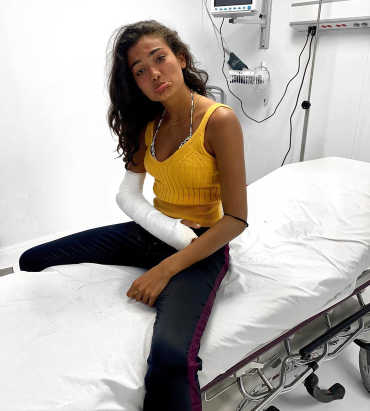 Kelly Gale Kelly Gale