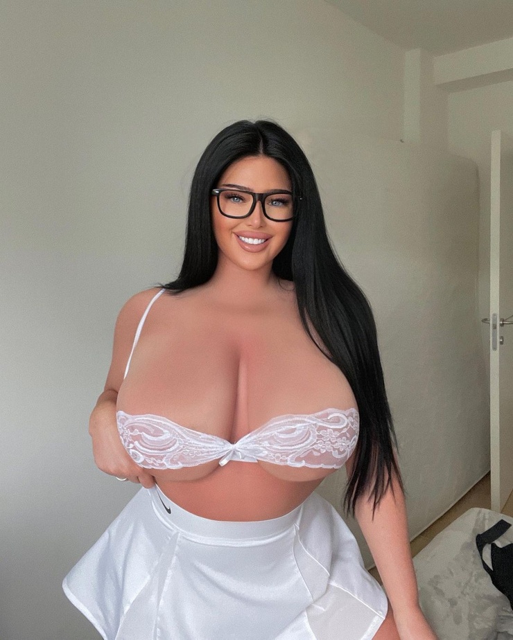 Claudia Rivier