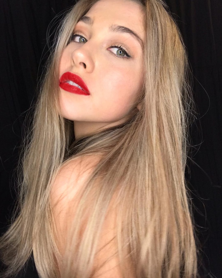 Chenaya Aston
