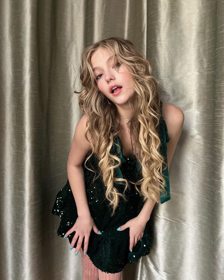 Jayden Bartels Jayden Bartels