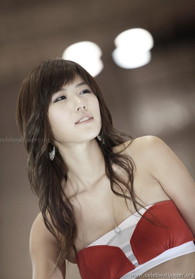 Song Jina. Song Jina.