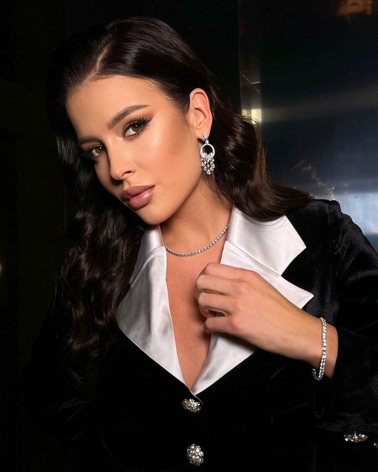 Sofia Nikitchuk