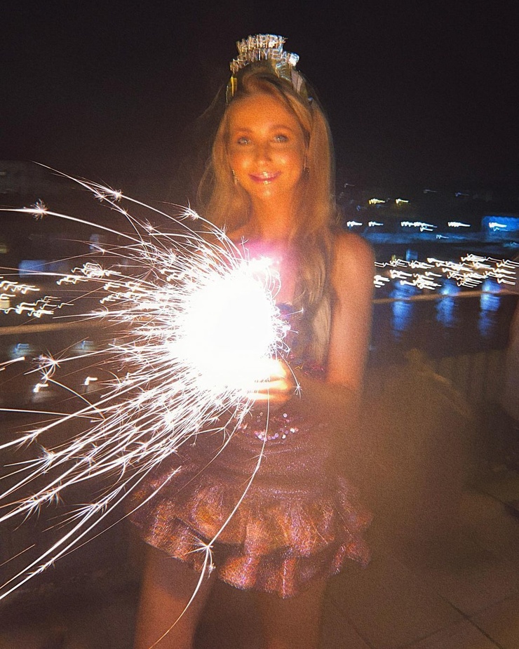 Anna Hiltrop Anna Hiltrop