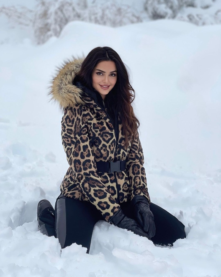 Mahlagha Jaberi