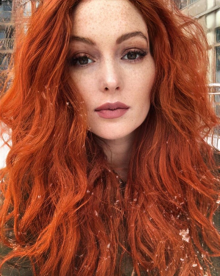 Nicole Simone