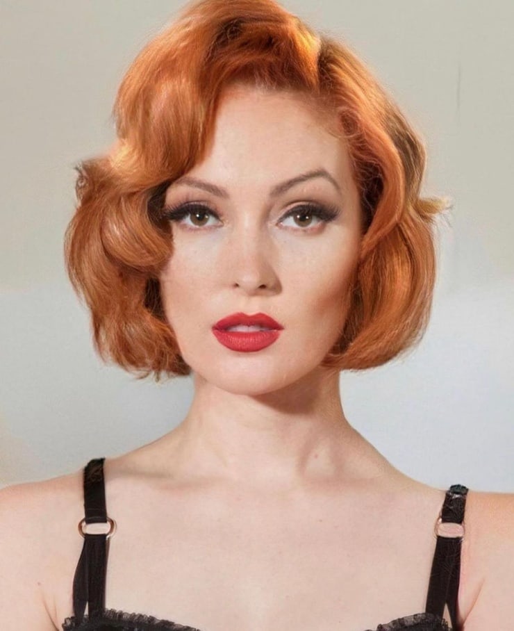 Nicole Simone