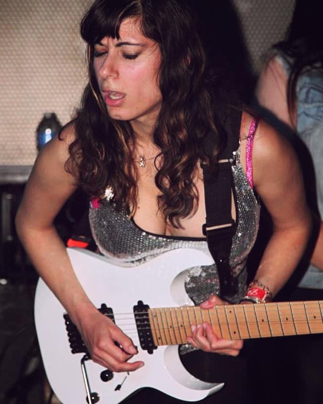 Nili Brosh