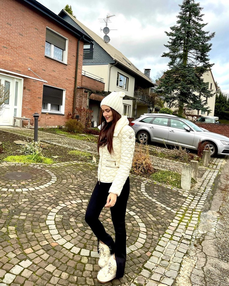 Fahriye Evcen