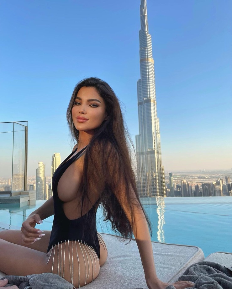 Sveta Bilyalova Sveta Bilyalova