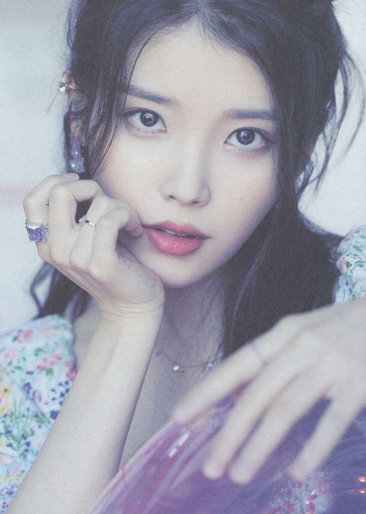 Picture of IU