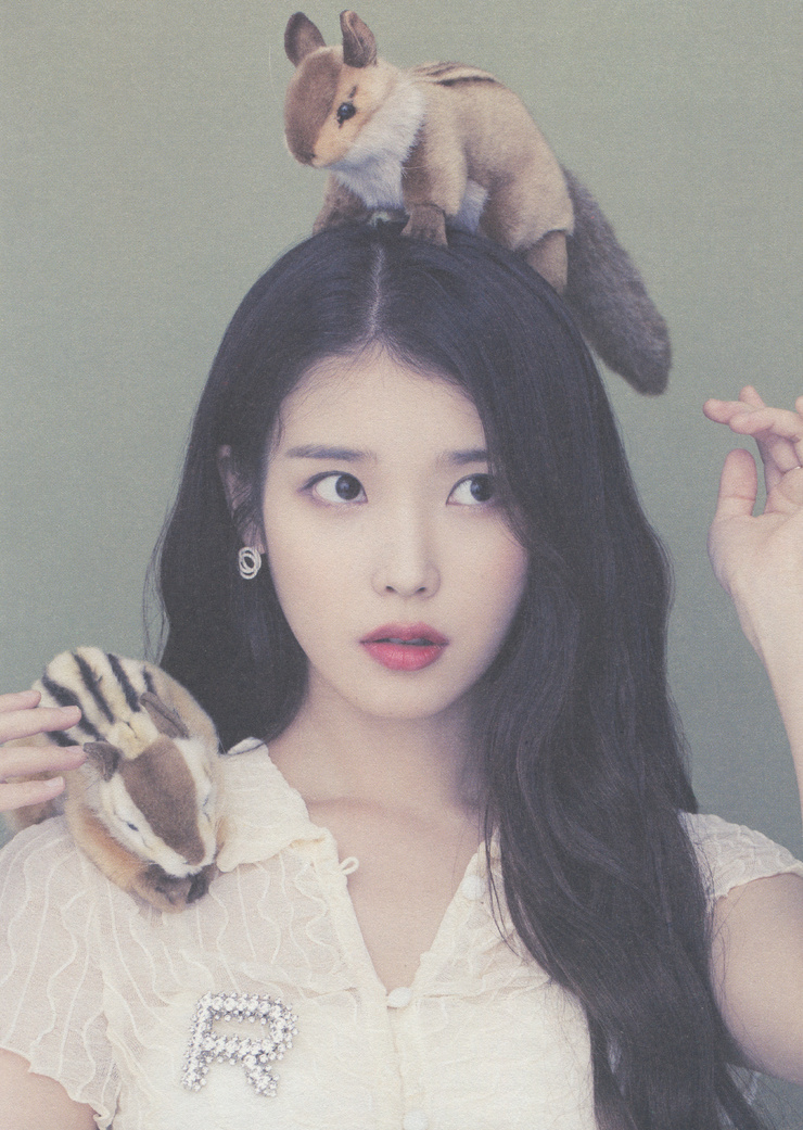 IU