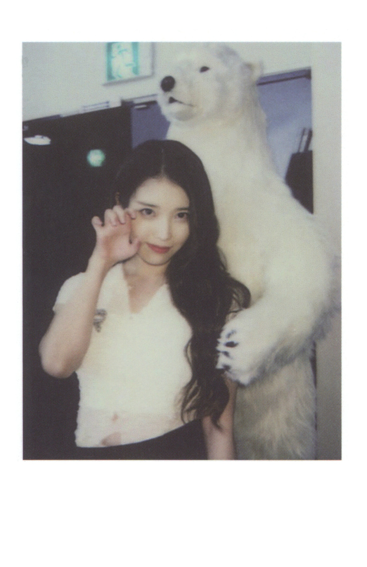 IU