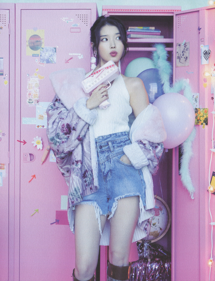IU