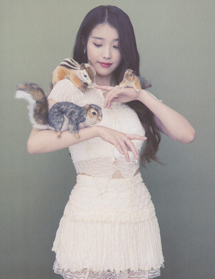 IU