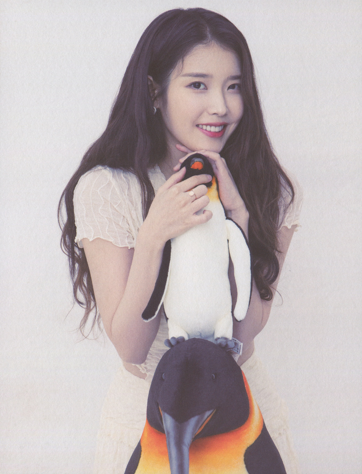 IU