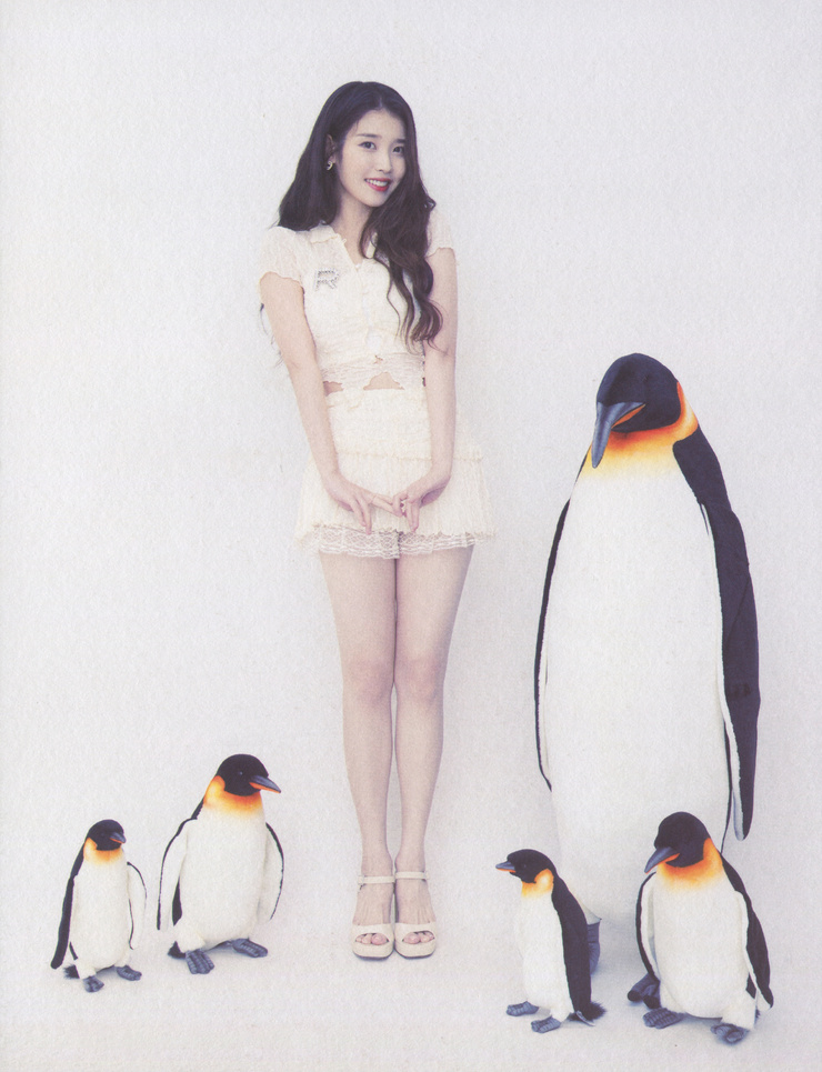IU