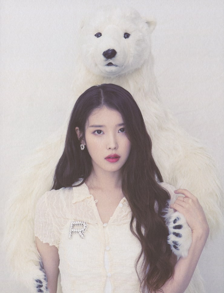 IU