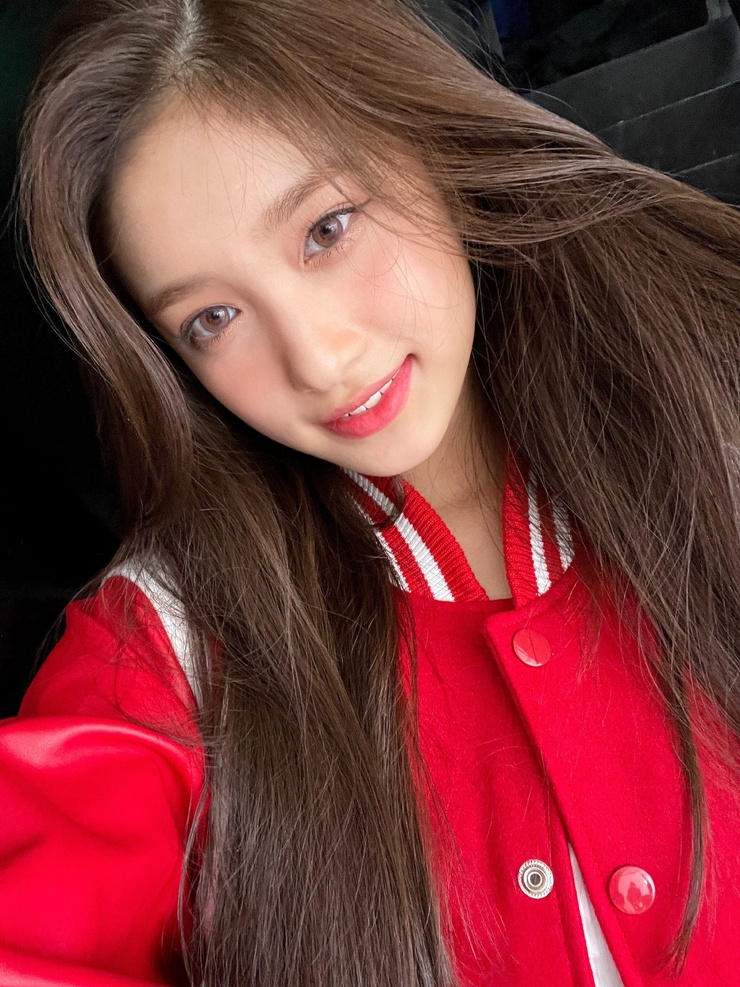 Hyun-seo Lee Hyun-seo Lee