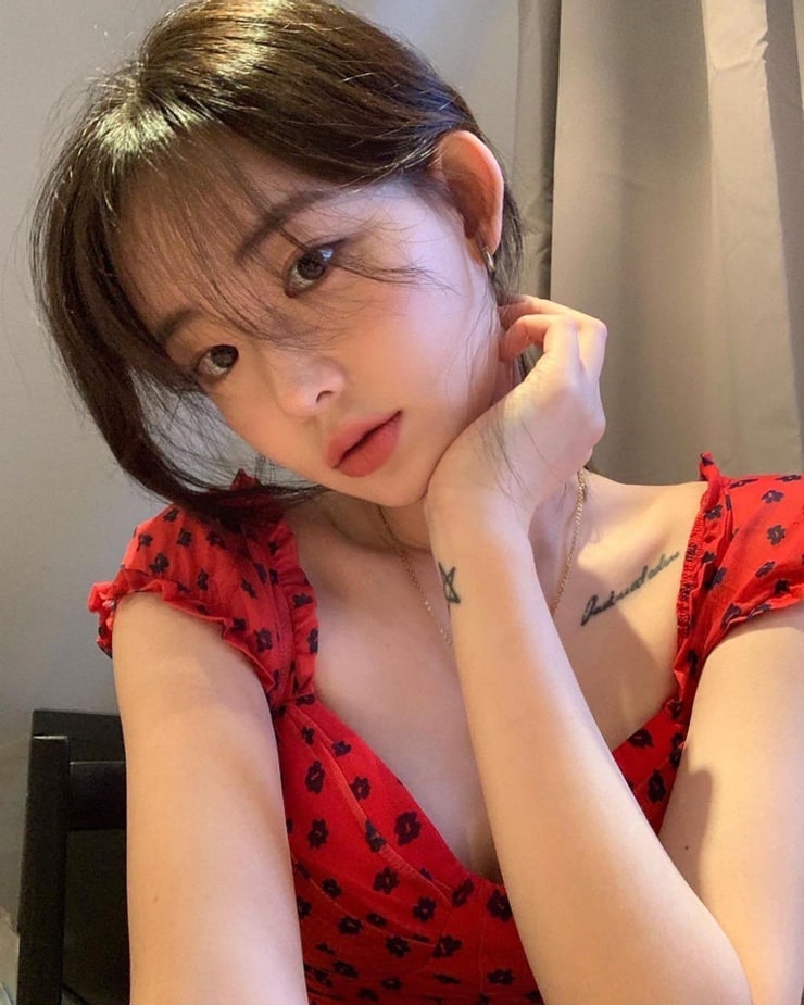 Choi Yoon Ji