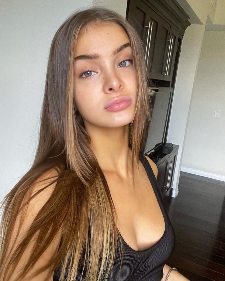Brighton Sharbino Brighton Sharbino