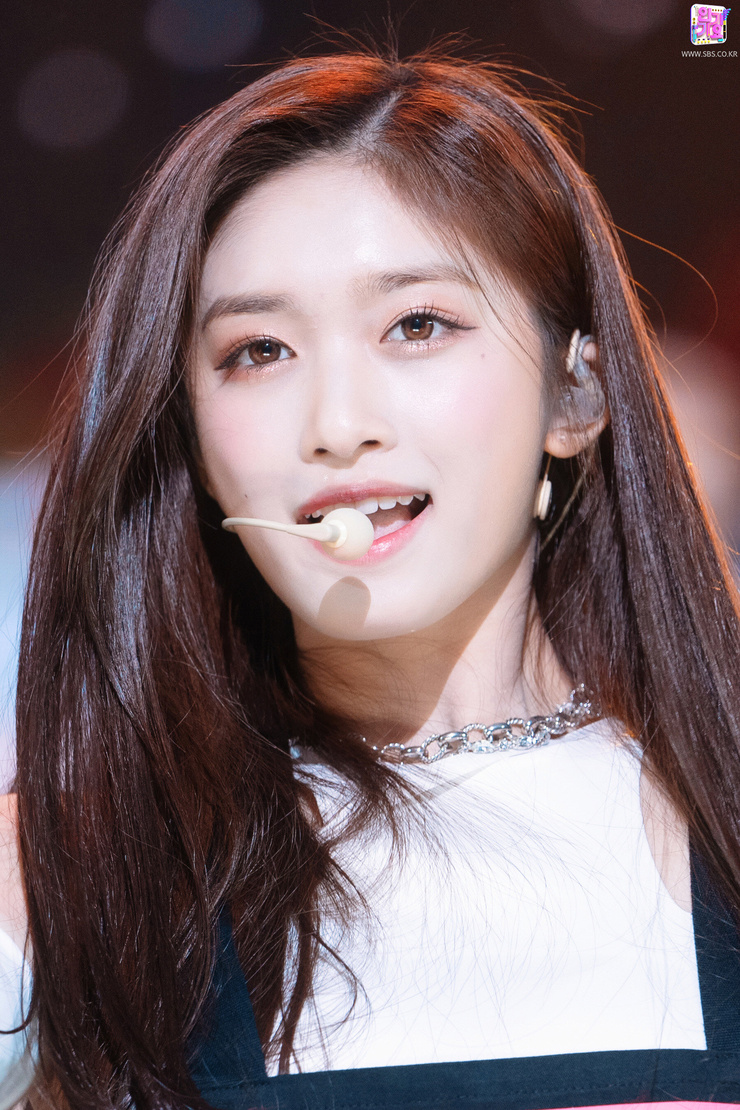 Hyun-seo Lee