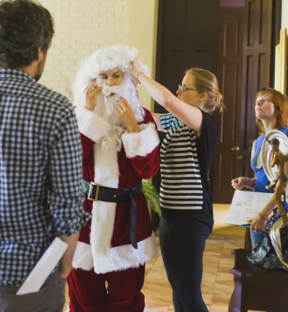 I Saw Mommy Kissing Santa Claus I Saw Mommy Kissing Santa Claus
