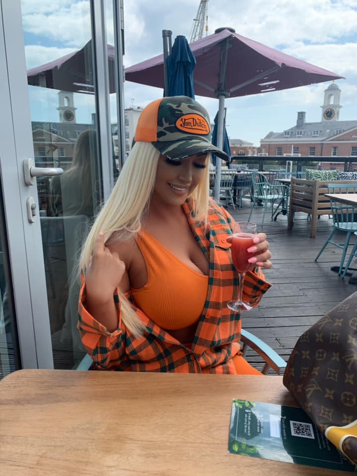Holly Deacon