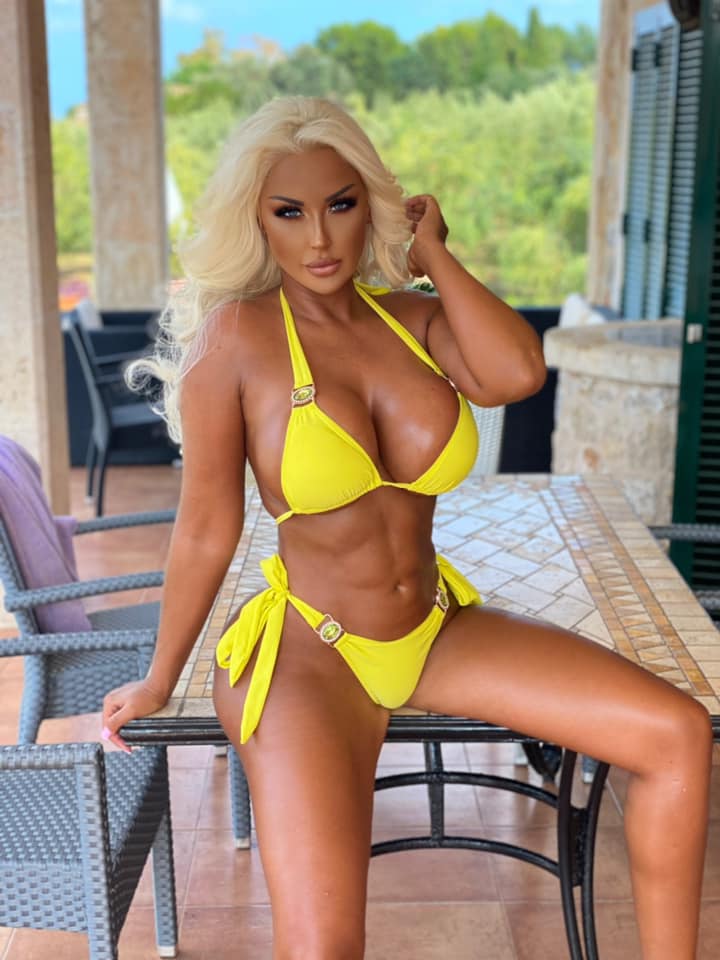 Holly Deacon Holly Deacon