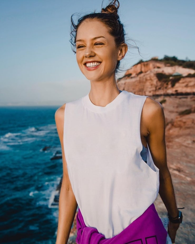 Isabelle Cornish