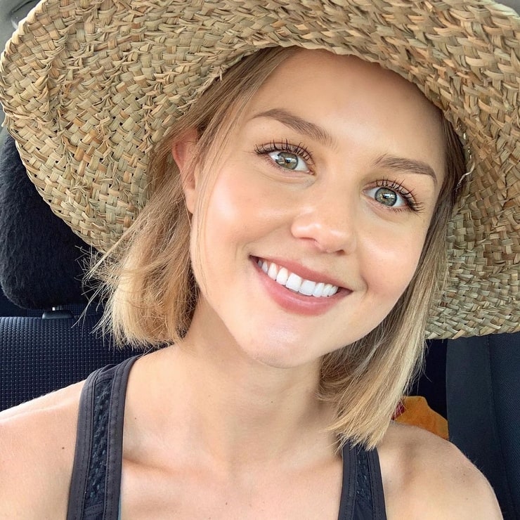 Isabelle Cornish