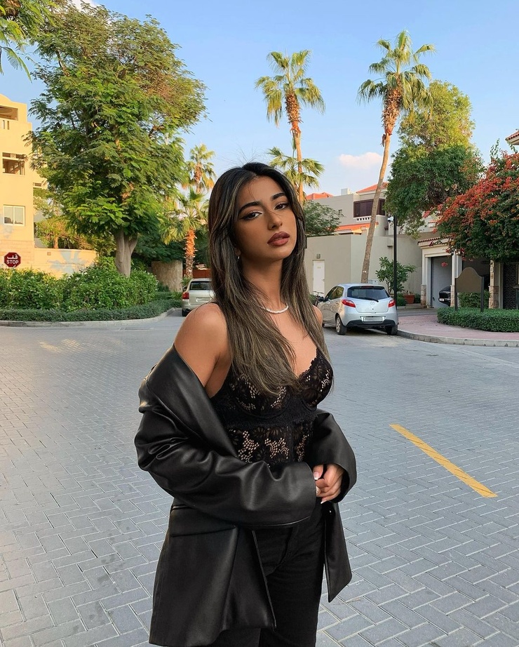 Iffat Marashi