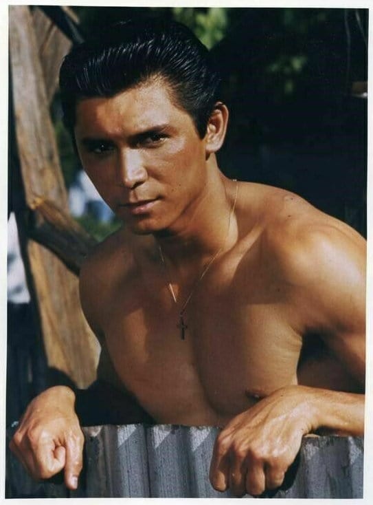 Lou Diamond Phillips