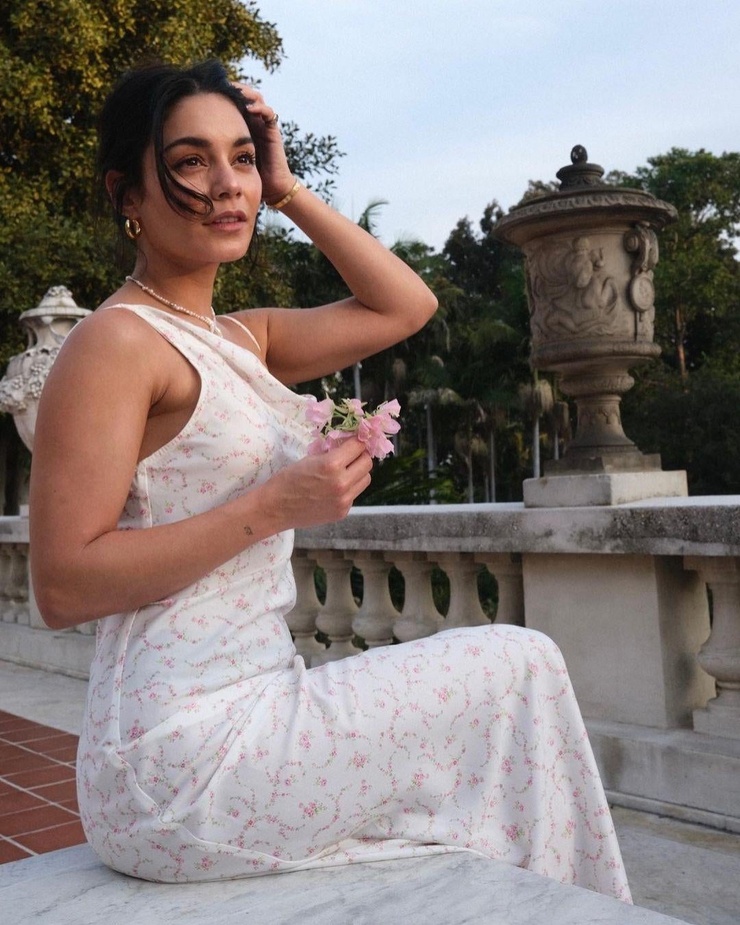 Vanessa Hudgens Vanessa Hudgens