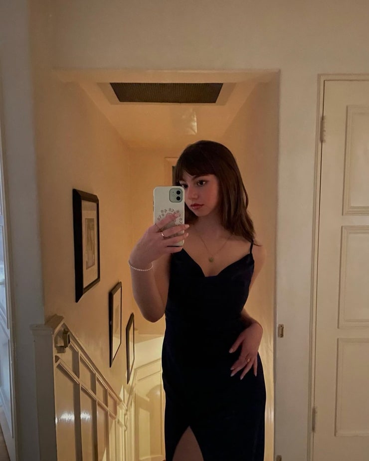 Lauren Lindsey Donzis