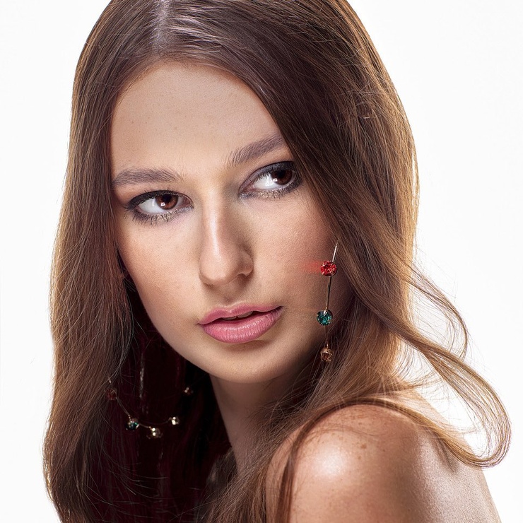 KAROLINA BAYER