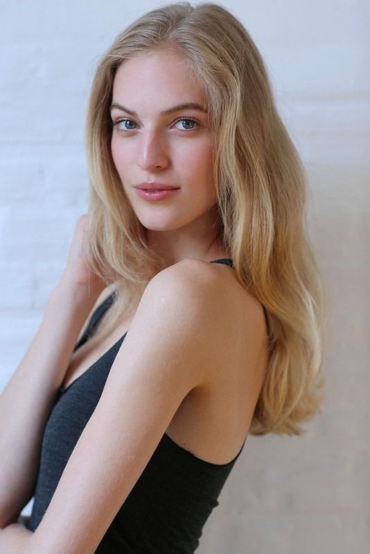 Vanessa Axente